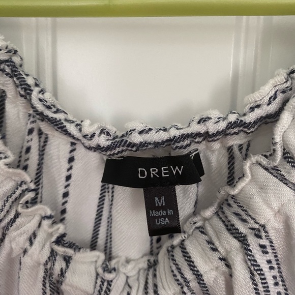 Top - Picture 2 of 2